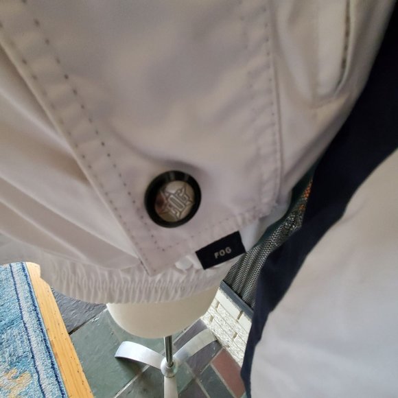 London Fog Spring Lightweight Water Resistant Jacket L - Picture 5 of 8